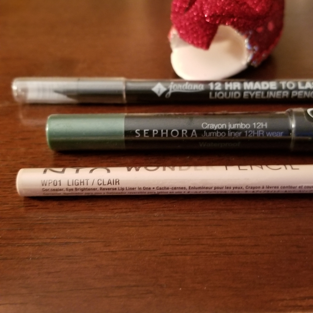 Eye pencils - Picture 4 of 4
